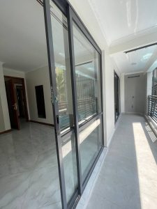 Upscale 1 bedroom apartment
